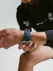 Men's Soft Silicone Watch Band, Asymmetrical Design, Compatible With 42mm, 44mm, 45mm And 49mm Apple Watch, Suitable For Apple Watch Series 10, 9, 8, 7, 6, 5, 4, 3, 2, SE, Ultra, Simple And Stylish Men's Wristband