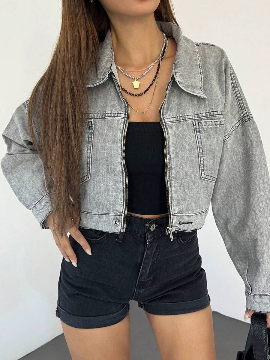 Double Pocket Zip-Up Wash Crop Denim Jacket, Plain Color Casual Sports With Zipper Pockets - Grey - View 1