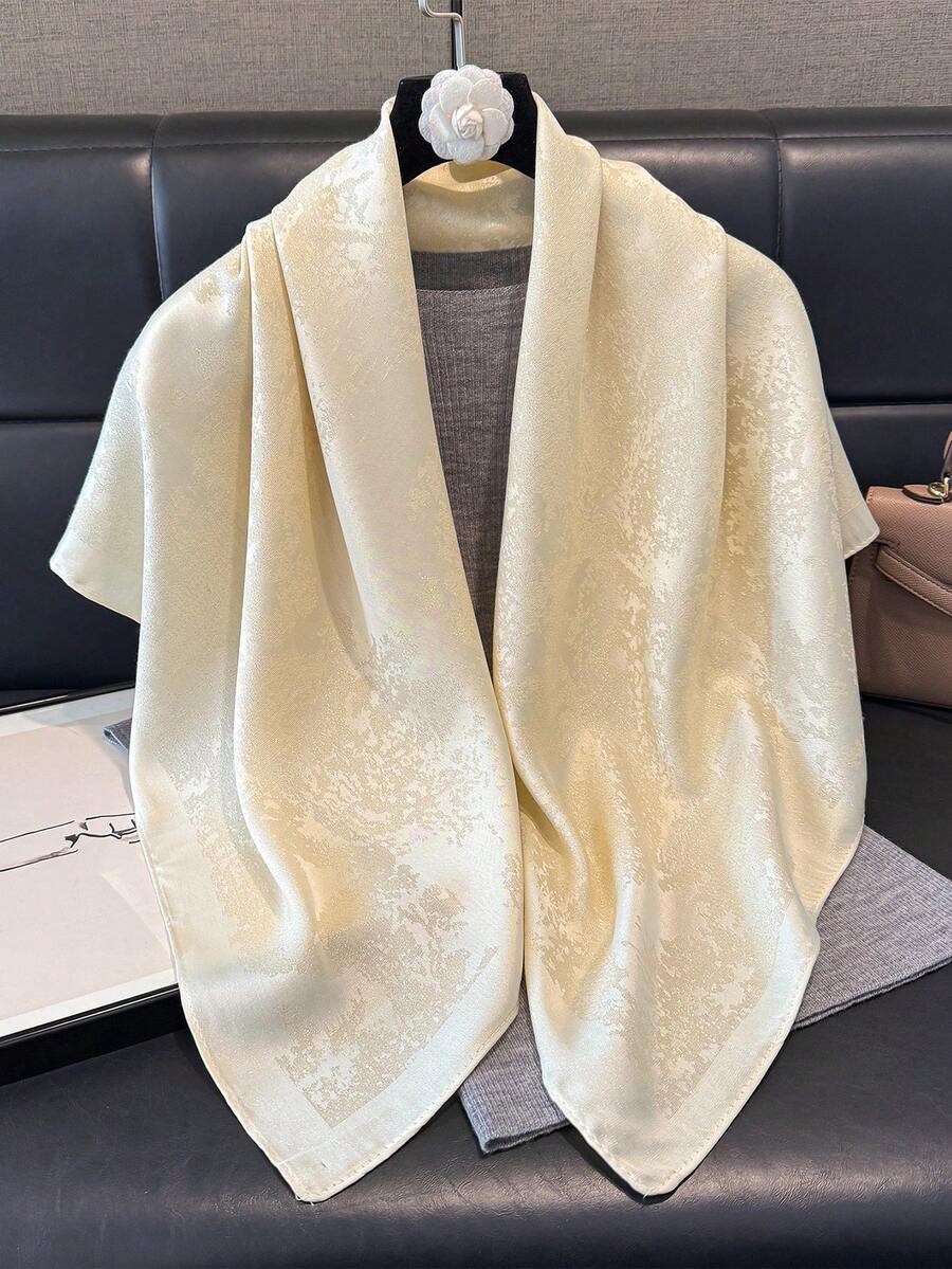 1 pezzo Elegante sciarpa quadrata in raso lucido di alta qualità con stampa floreale e fili d'argento, foulard di moda, foulard versatile per capelli, scialle, accessorio di protezione solare per donne e abiti