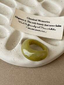 1 Stück asymmetrisch geformter minimalistischer Modeschmuckring aus Harz, geeignet für den täglichen Gebrauch, Partys, Urlaubsoutfits, Damen einfacher eleganter Retro-Stil personalisierter Ring, einzigartiges Design, ideal als Geschenk zum Lehrertag, Muttertag, Valentinstag, Abschluss, Festivalgeschenke (handgefärbter Batikeffekt, Farbabweichungen sind normal)