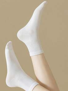 1/5/10双装女士纯色休闲中筒袜，柔软舒适蓬松，适合日常穿着、居家、办公、学校、运动，白色，舒适保暖