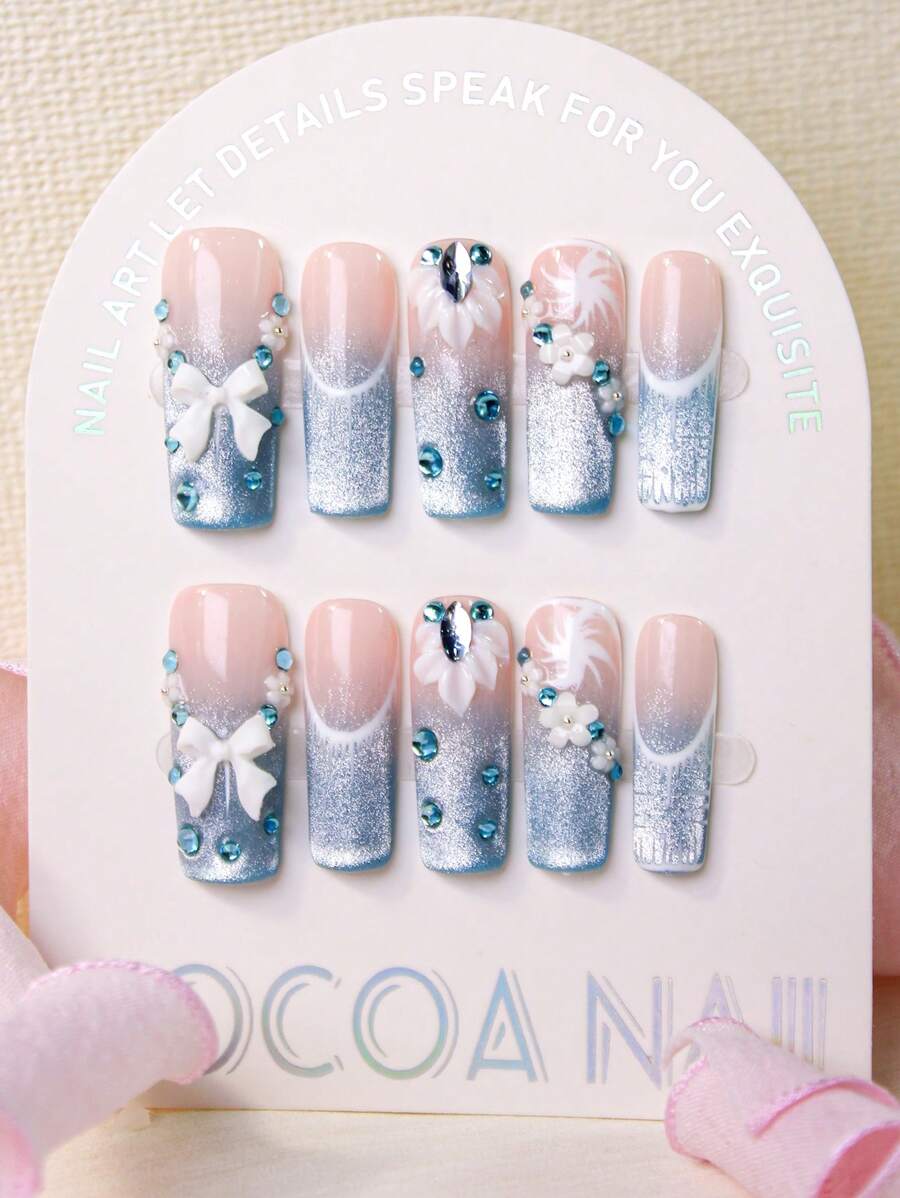 10 件手工指甲长方形按压指甲渐变蓝色法式尖头，带闪亮 3D 线条艺术花朵蝴蝶结和水钻装饰，优雅风格，适合女士和女孩夏季美甲艺术美甲用品指甲 - 淺藍色 - 查看 1