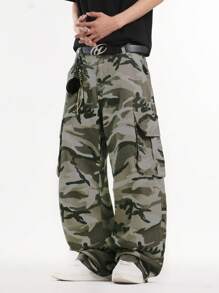 1条正义兄弟街头迷彩工装裤，宽松阔腿牛仔裤，休闲情侣款