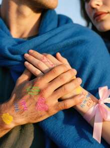 4 张霓虹灯临时纹身，唇心形荧光爱心纹身贴纸，防水临时纹身贴纸，适合情人节和音乐派对返校 - 彩色 - 查看 4