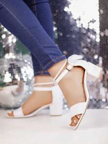 Sandalias de Mujer Tacón Grueso Lazo Elegante con Correa al Tobillo Estilo Fiesta para Eventos y Celebraciones - Blanco - Ver 3