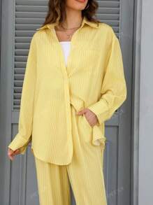 Ensemble chemise ample à rayures à manches longues avec épaules tombantes et unique boutonnage, et pantalon large style français décontracté, pour le printemps et l'été, DEEKA, couleur jaune papillon