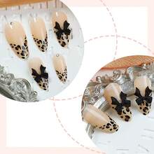 24Pcs Flower Press On Nails Extra Short Almond Fake Nails Colorful Floral Artificial Spring Nail Design French Tip False Nails Pink Full Cover Glue On Nails For Women Girls Acrylic Nails Decoration - 豹紋假指甲-10 - 查看 2
