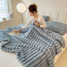 1 pezzo Coperta morbida e calda in pile a righe, coperta multifunzionale per Natale, adatta per letto, divano, viaggio, ufficio, camera da letto, decorazione della casa, per tutte le stagioni, regalo perfetto per amici e famiglia per Ognissanti