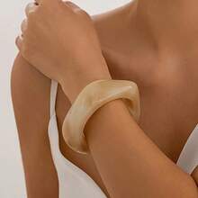 3pcs/1set Acrylic Fashion Bracelet Set Asymmetrical Translucent Design Personalized Exaggerated Bracelets Suitable For Niche Fashion Matching