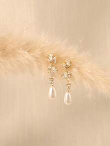 Women's Pearl Earrings, Elegant Women's Gold Earrings, 14K Gold/Silver Plated Cubic Zirconia Pendant Earrings, Clip-On Pendant Pearl Simple Everyday Jewelry Gift 14k Gold Plated CZ Pearl Bridal Earrings, Low Allergy Gold Plated Earrings, Elegant Wedding Bride Pearl Jewelry For Women - Draped - View 5