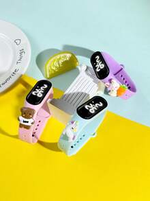 Set de 3 relojes deportivos infantiles M3 con nueva pantalla digital LED de pantalla táctil, con diseños de osito, arcoíris, caballo, zanahoria y conejito blanco, perfecto para actividades al aire libre, viajes y un regalo versátil para compañeros de clase, amigos y vuelta al colegio - Multicolor - Ver 3