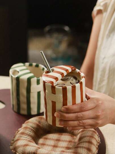 1pc Ins Style Striped Handgrip Coffee Mugs, Cute Girly Highly Attractive Romantic Water/Milk/Latte Cups For Women