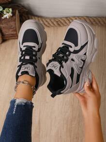 1 Paio di Sneaker con Suola Spessa e Chunky, Scarpe Sportive Casual Leggere per Adolescenti, Scarpe da Ragazza con Tacco Alto, Nuovi Arrivi 2025