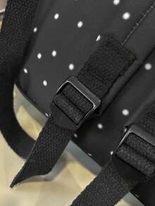 休闲女士背包，尼龙材质，大容量，新款，水豚可爱印花，方便日常通勤