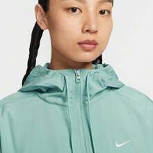 Nike Women's AS W NSW ESSNTL UV WVN JKT HD Jacket, Woven Hooded Jacket FV6299-017
