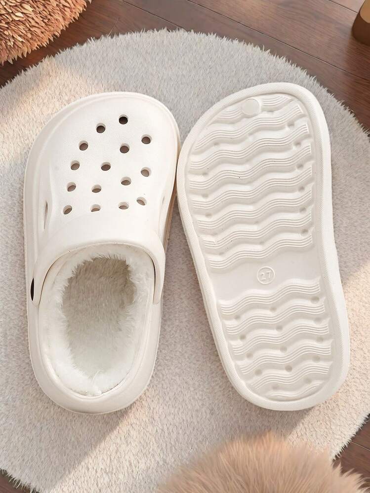 Winter Fashion, Boys' And Girls' Hole New Slippers, Daily Casual Flat Bottom Home, Outdoor Comfortable Solid Color Slippers - Beige - View 3