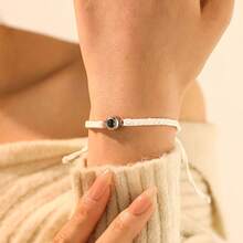 1件定制照片投影手链，不锈钢彩色编织情侣手链，适合男士、女士、情侣、家人，照片留念，节日、母亲节、父亲节、情人节和生日的个性化礼物，黑色、银色、金色，时尚、多彩、复古、简约、中性、休闲、可爱，可定制、个性化、独特，送给他的理想礼物，送给她、男朋友、女朋友、爸爸、妈妈、家人、朋友的理想礼物，适合周年纪念日、生日、毕业典礼、舞会、派对，定制时尚首饰