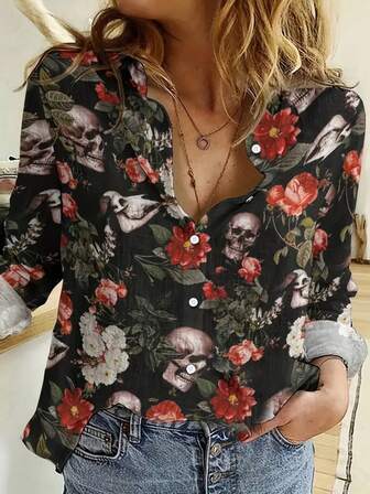 Camisa casual con botones y estampado de calavera floral