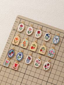 1pc Fashionable And Exquisite INS Cute And Simple Flower Strawberry Bow DIY Pendant, Plated With 18K Gold, Not Easy To Oxidize, Suitable For Wives And Mothers To Freely Match. - Multicolor - View 3