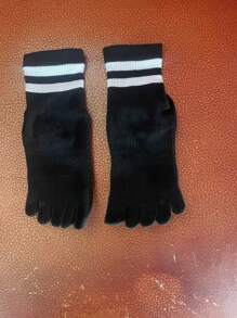 3 Pairs Women's Toe Separating Yoga Socks For Casual, Sports And Daily Wear, Soft Knit Fabric For All Season, Anti-Slip Five-Finger Grip Socks Suitable For Hospital, Gym, And Fitness Activities