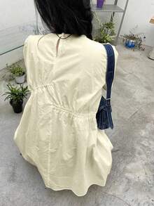Áo kiểu Hàn Quốc mùa hè 2025, cổ tròn, có dây rút, thêu họa tiết dành cho nữ. - Màu be - Xem 4