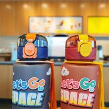 1 pieza Botella de agua de 700ml con diseño de astronauta, linda y duradera, portátil con asa, a prueba de fugas con tapa, adecuada para deportes, fitness al aire libre, juegos, fiestas, escuela, campamento, vacaciones, regalos de cumpleaños, Halloween