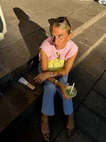 Lebendiger Stil Sommer und Herbst Neu Gelb Rundhals Ärmellos Strick Damen Pullover Top, Locker Lässig Straßen Stil, Pendler Stil dünner Pullover Unterhemd, Süße Tops für Damen, Weihnachten, Weihnachtspullover, Neujahr, Neujahrs Outfit, Neujahrs Kleidung