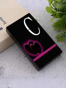 1 hộp đựng thuốc lá chữ đen, đựng được 20 điếu thuốc, phụ kiện hút thuốc chống thấm nước và chống đè bẹp, phong cách ngọt ngào và sành điệu, có 26 mẫu thiết kế, phù hợp cho cả nam và nữ, ý tưởng quà tặng tuyệt vời cho mọi mùa - màu đen - Xem 12