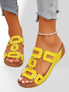 女式厚底坡跟凉鞋，夏季新款休闲轻便女士人字拖，海滩度假美学，加大码