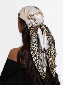 1 pièce Foulard carré en satin imprimé cachemire pour dame, mode, convient pour les fêtes et l'usage quotidien, peut être utilisé comme couvre-chef, bandana ou fichu. Accessoire idéal pour habiller votre look.