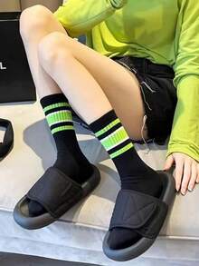1双随机颜色条纹图案分层运动袜，中筒袜，舒适透气多功能袜，女士撞色袜 - 5双/10双/15双装