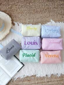 个性化伴娘化妆包，薄纱女孩化妆包，大容量化妆包，伴娘新娘礼物，化妆品收纳包，刺绣洗漱包，刺绣化妆包，伴娘化妆包，伴娘礼物，女士礼物，礼品，多用途，大容量，适合假日/度假、户外/野餐/旅行/徒步/运动/登山、商务/通勤/工作/办公室等各种场合，包包，2025万圣节配饰，日常旅行必备，旅行收纳包 - 彩色 - 查看 5