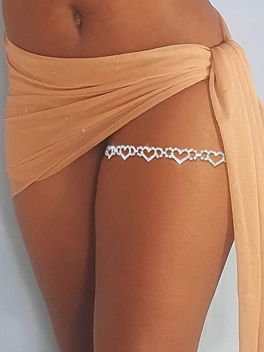 1pc Silver Sexy Rhinestone Hollow Heart Thigh Chain, Decorative Body Jewelry For Women, Suitable For Parties, Galas, Runway Shows