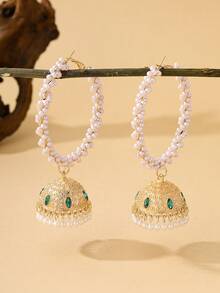 时尚优雅的仿珍珠耳环，搭配彩色水晶流苏吊坠，宝莱坞风格珠宝，适合女性日常佩戴、节日、婚礼、派对等场合，也可作为珠宝礼物。