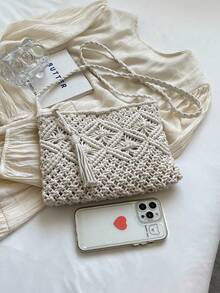 手工编织流苏装饰女士小斜挎包，新款时尚单肩包，独特的小信封包，复古海滩风格，适合海滩度假的多功能单肩包