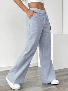 Calça Longa Feminina de Moda Outono Listrada de Poliéster, Design com Cordão, Calça Reta Solta, Ajuste Confortável e Relaxado. Temporada de Volta às Aulas - Azul - Visão 1