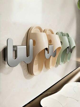 Estante para zapatos montado en la pared, reforzado y de alta resistencia, con tiras adhesivas, rejilla de aluminio para zapatillas de baño, ganchos para la pared sin taladro para la puerta del baño, estante de almacenamiento de zapatos, accesorios de baño