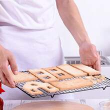 Set de tăietoare de biscuiți 3D de Crăciun, 10/18 buc, cu desene animate de ren din oțel inoxidabil, forme de biscuiți cu om de zăpadă, potrivite pentru sărbători, tort de ziua de naștere, aluat, gogoși, fondant - Instrumente de copt Crăciun, decorațiuni de Crăciun, pijamale de Crăciun, cadouri de Crăciun, decor de Crăciun