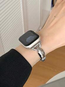 1pc Women's Fashionable Charm Metal Band Bracelet, Compatible With Apple Watch Bands 40mm, 38mm, 41mm, 42mm, 44mm, 45mm, 46mm, 49mm, Compatible With Ultra2, SE, 10, 9, 8, 7, 6, 5, 3, 2, 1 Series, Accessory - Silver - View 4