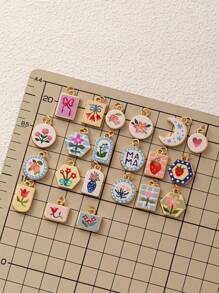 1 件夏季时尚 INS 可爱简约蝴蝶花朵月亮 DIY 吊坠，镀 18K 金，不易氧化，适合老婆妈妈自由搭配。