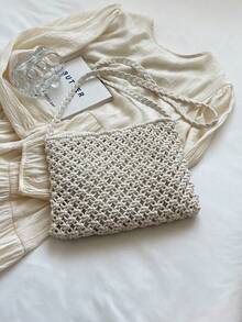 手工编织流苏装饰女士小斜挎包，新款时尚单肩包，独特的小信封包，复古海滩风格，适合海滩度假的多功能单肩包