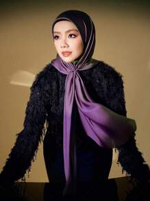 1 pieza Pañuelo cuadrado de satén suave y sólido de 110*110cm para mujer, pañuelo para la cabeza y el cuello, pañuelo de moda ideal para realzar tu look. Adecuado para la playa, al aire libre, viajes y uso diario. Un gran regalo para el Día de San Valentín, el Día de la Madre, Acción de Gracias, Navidad para familiares, hermanas, amigos y madres.