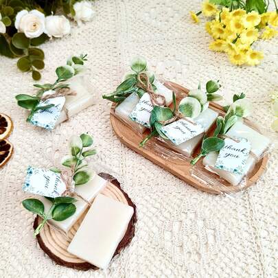  VICKYO 30 套迷你香皂礼品，适合宾客，小香皂配迷你仿桉树绿叶礼品卡，适合迎婴派对、新娘送礼会、婚礼生日派对，适合宾客