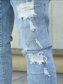 Fashionable Ripped Skinny Jeans For Teenagers