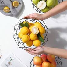 1 pieza Cesta de frutas de hierro con diseño elegante, bandeja para frutas y aperitivos para el hogar, resistente al óxido y a la corrosión, diseño hueco para ventilación y retención de agua, apto para almacenamiento de frutas y aperitivos envasados en el hogar/sala de estar