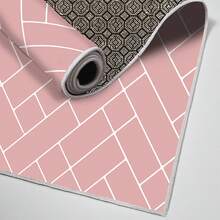 HECHO EN TURQUÍA. Alfombra turca antideslizante con estampado digital Pearl – AL4029. Suave al tacto, lavable y con reverso de fieltro antideslizante. Moderna alfombra decorativa, ideal para salón, dormitorio, baño, pasillo o entrada. Disponible en 5 tamaños (40*60, 50*120, 50*160, 50*80, 60*100 cm). Secado rápido, muy absorbente, diseño suave y cómodo. Apta para uso en interiores y exteriores.