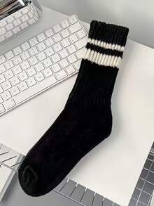 1/5双随机男士中筒袜，时尚设计，吸湿排汗，条纹字母图案，日系街头风，适合日常穿着 - 彩色 - 查看 15