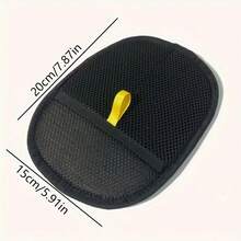 1 pieza Guante de malla negra para limpieza de pelo de mascotas - Cepillo suave para eliminar el pelo caído de gatos y perros. Material sintético liviano y libre de PVC, con etiqueta amarilla, apto para usar en ropa, muebles, alfombras, ropa de cama y al aire libre - Herramienta para eliminar el pelo de mascotas, limpiador de muebles, fácil de usar, material, para uso doméstico.