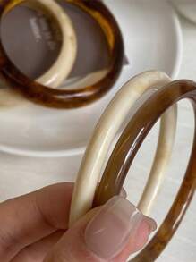 4pcs Elegant Retro Bangle Bracelets, Fashion Simple Design, Suitable For Casual Wear, Women's Fashion Jewelry, Acrylic, Non-Inlaid, Suitable For Daily And Party Occasions All Year Round, (Material Is Resin Plastic, Please Confirm Your Preferred Material Before Purchase), (Highest Product)