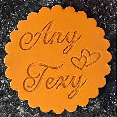 Customized Personalized Biscuit Halloween And Christmas Embossed Stamp Mold 3D Design For Kitchen Baking Cake Decoration DIY Cutting Tools Sugar Cake Template Wedding Clay Soft Candy Embossed Name Cake Mold Handmade